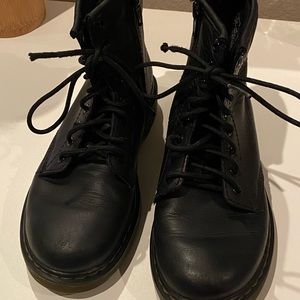 Girls doc martens size 2 fairly worn still in good condition